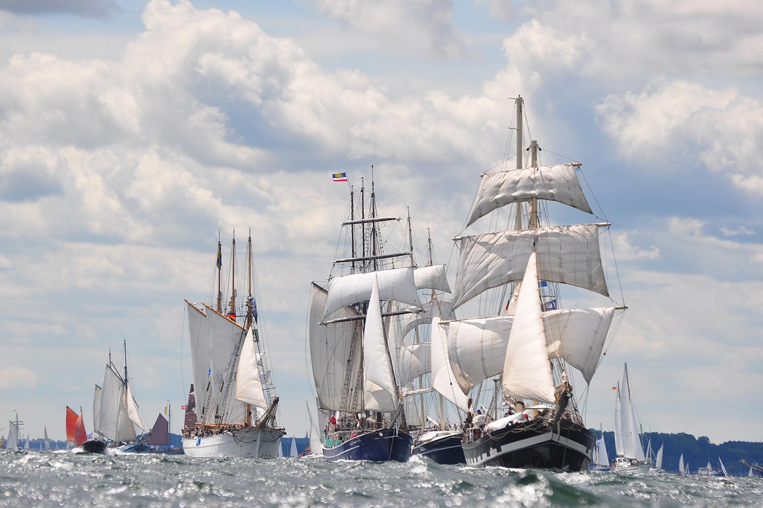 Windkammerparade auf der Kieler Woche