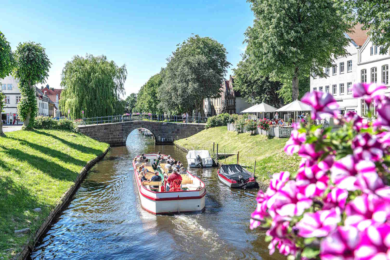 Kanaltour in Friedrichsstadt