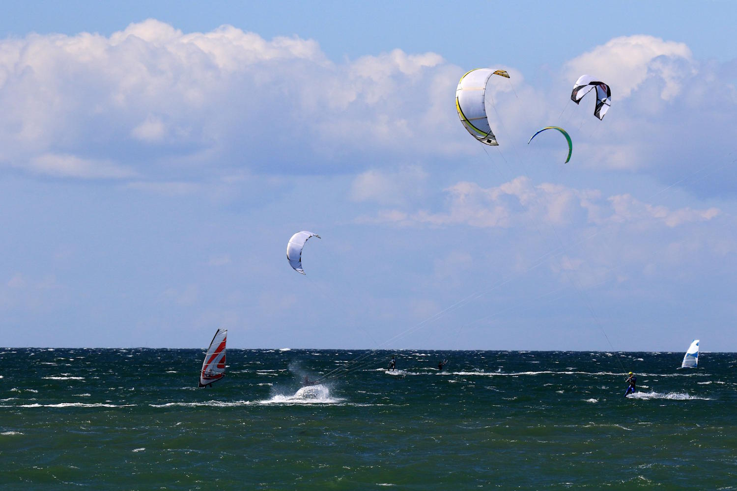 Kitesurfer auf der Ostsee